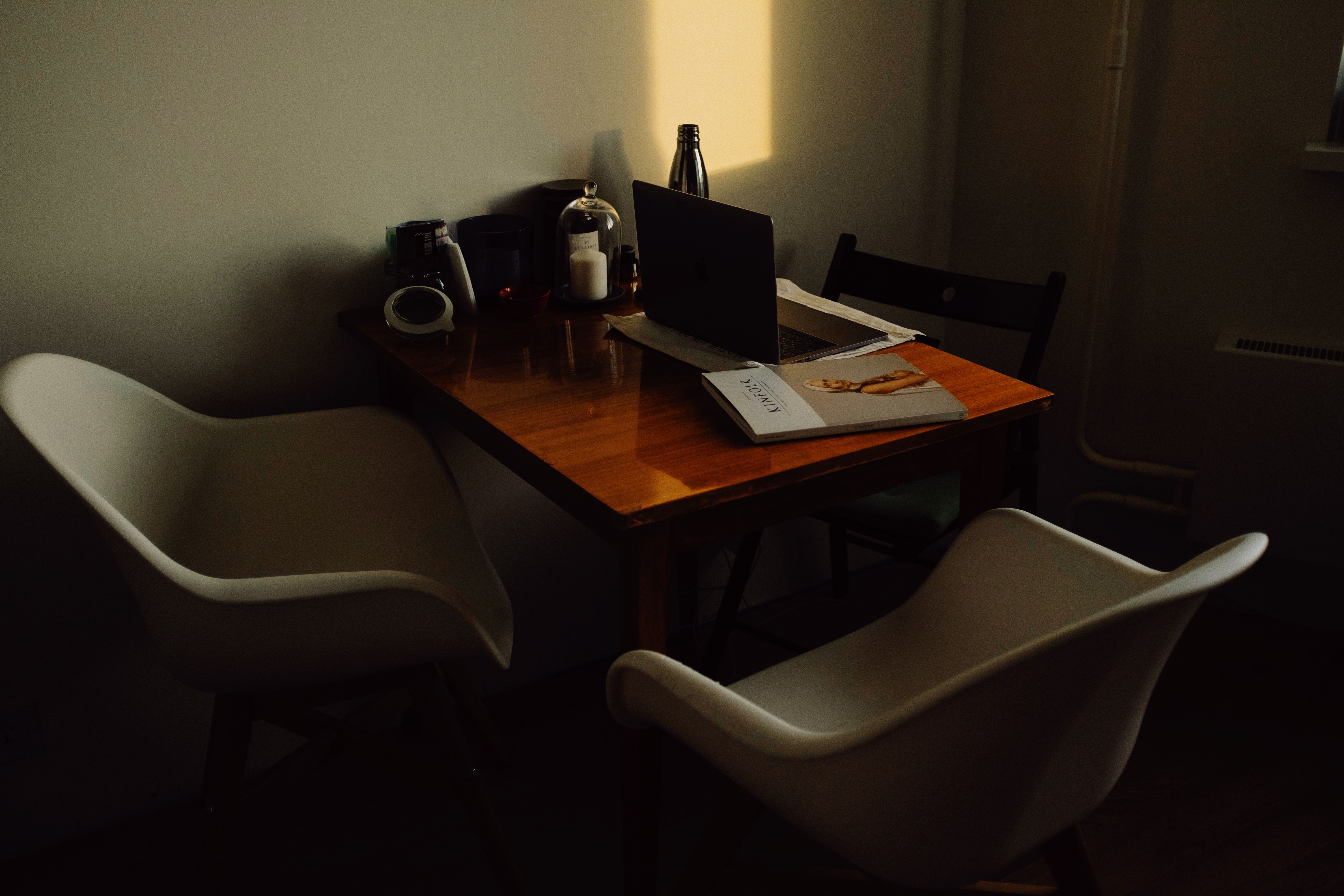 AI note-takers, meeting summaries and the admin that eats your week